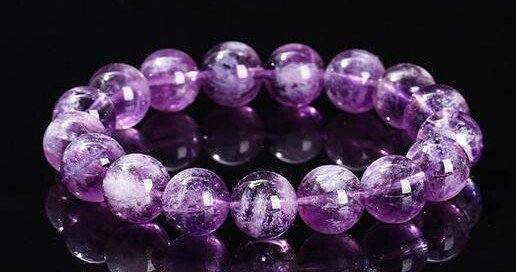Natural light amethyst string, purifies the soul