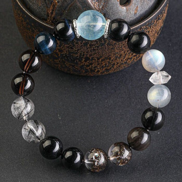 Multi – gemstone bracelets made of natural crystals and obsidian for balancing the five elements, replenishing water for those who lack water element among the five elements and have an affinity for water element.