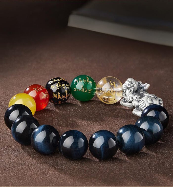 Natural tiger’s eye stone Five-way Wealth God silver pixiu bracelet.