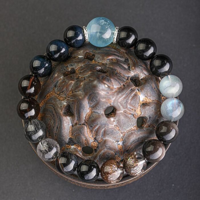 Multi – gemstone bracelets made of natural crystals and obsidian for balancing the five elements, replenishing water for those who lack water element among the five elements and have an affinity for water element.