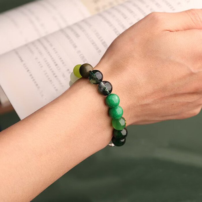 Aquamarine and Green Agate Crystal Bracelet: Balancing the Wood and Water Elements in the Five – Element Theory