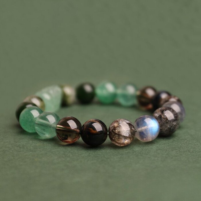 Green Strawberry Quartz Pi Xiu Wealth – attracting Bracelet: Compensating Water and Wood Elements in the Five – Element System
