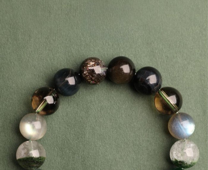 Green Strawberry Quartz Pi Xiu Wealth – attracting Bracelet: Compensating Water and Wood Elements in the Five – Element System