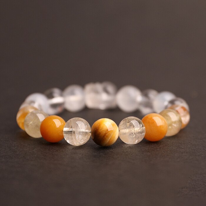 White Crystal Pi Xiu Wealth – attracting Bracelet – Five – element Crystals for Supplementing Metal and Earth Elements