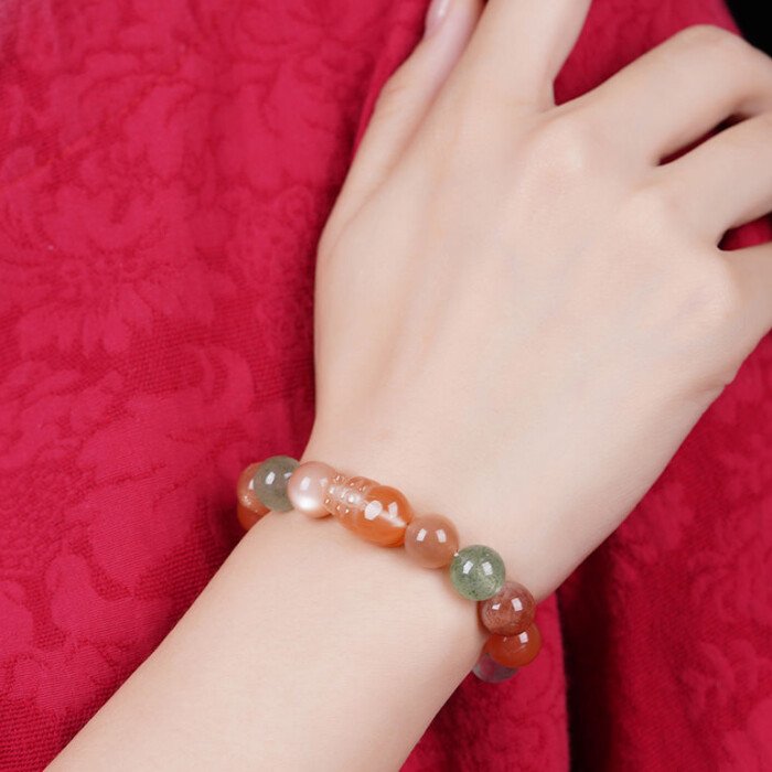 Green Strawberry Quartz, Yanyuan Pi Xiu, and Sunstone Bracelet: Favoring Fire and Wood Elements in the Five – Element Theory