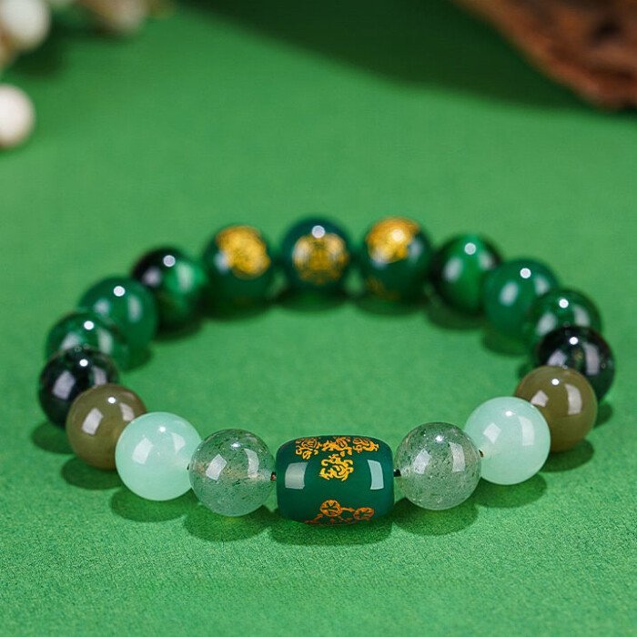 Natural crystal multi-treasure bracelet of Green God for balancing energy and attracting wealth.