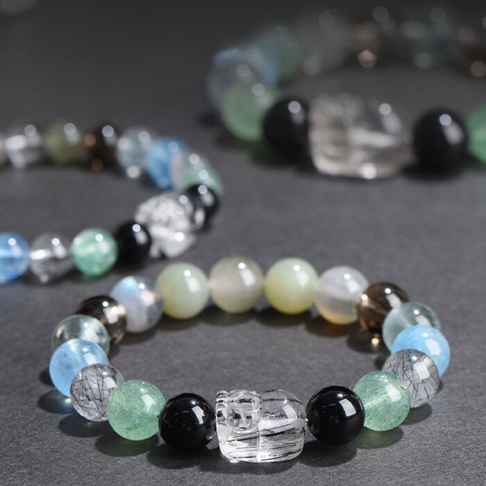 Obsidian and Green Strawberry Quartz Pi Xiu Bracelet – Compensating for the Lack of Metal and Earth Elements