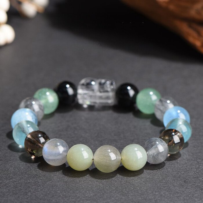 Obsidian and Green Strawberry Quartz Pi Xiu Bracelet – Compensating for the Lack of Metal and Earth Elements