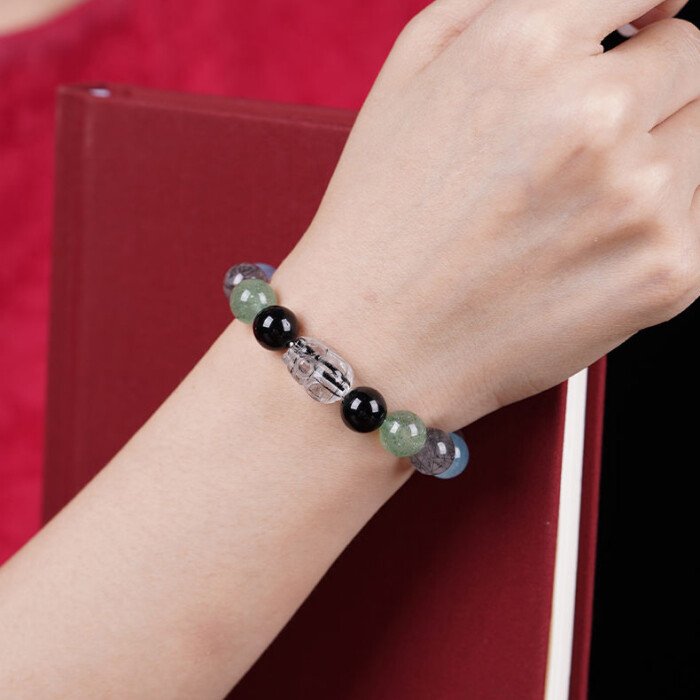 Obsidian and Green Strawberry Quartz Pi Xiu Bracelet – Compensating for the Lack of Metal and Earth Elements