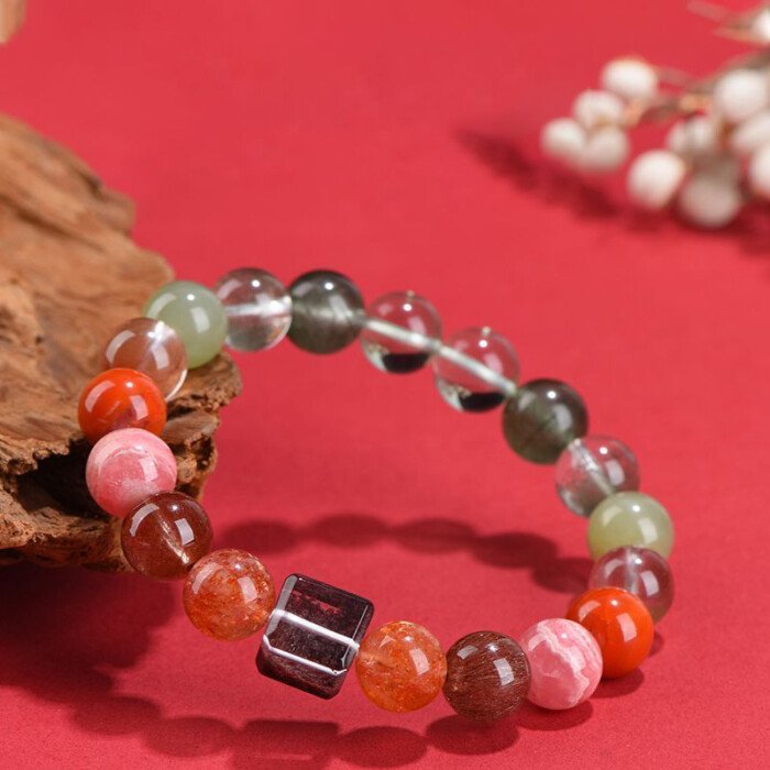 Red Rutilated Quartz and Green Crystal Cornucopia Bracelet – Achieving Balance between Fire and Wood Elements in the Five – Element System