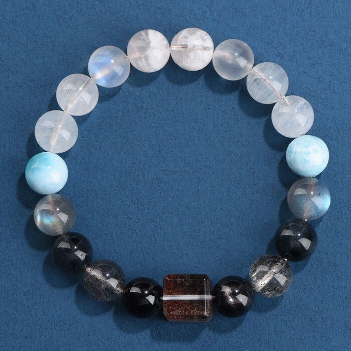 Snowflake Phantom Crystal Cornucopia Bracelet – Achieving Balance between Metal and Water Elements in the Five – Element System
